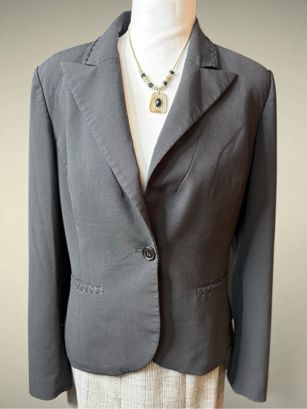 Anne Klein Black Single-Button Tailored Blazer